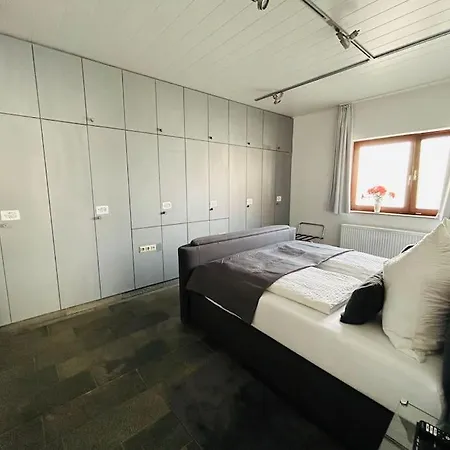 Apartamento Am Storchennest Untermunkheim