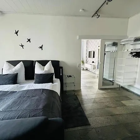 Apartamento Am Storchennest Untermunkheim